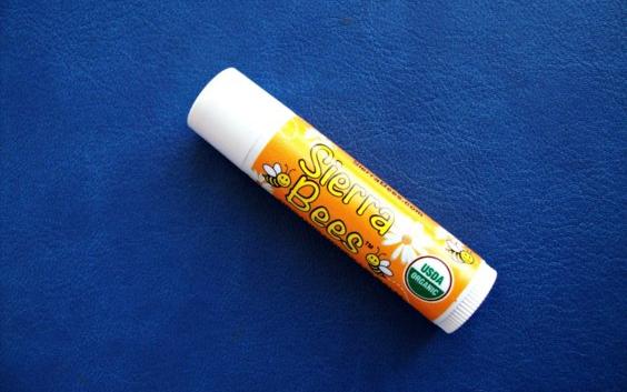 Бальзам для губ Sierra Bees Organic Honey Beeswax Lip Balm with Vitamin E фото