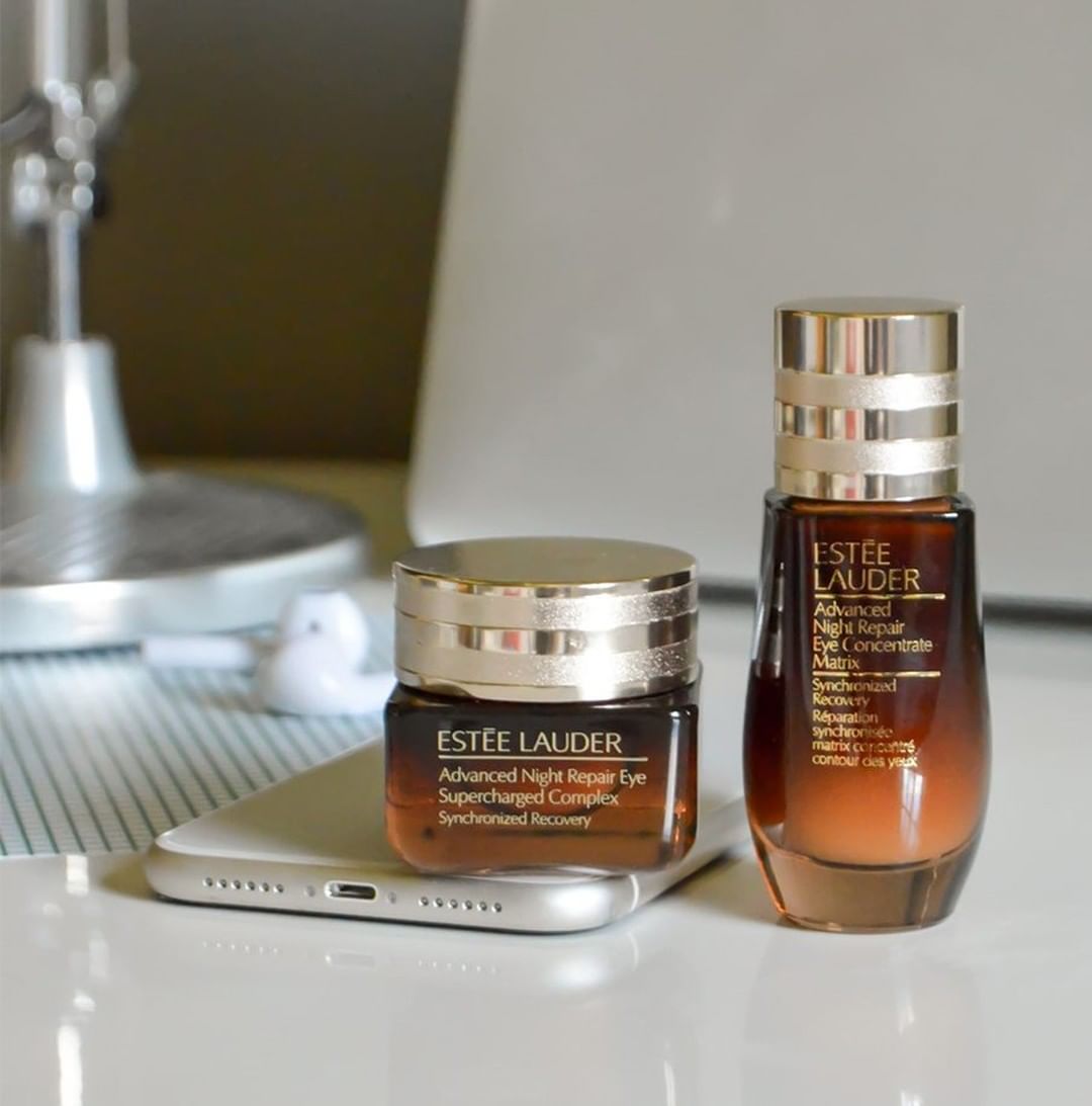 Estée Lauder - Did you know: The skin around your eye area is 4x thinner than the skin on your face! 👀 Give a little extra TLC to your eye area: 

⭐️ BRIGHTEN: #AdvancedNightRepair Eye Supercharged C...