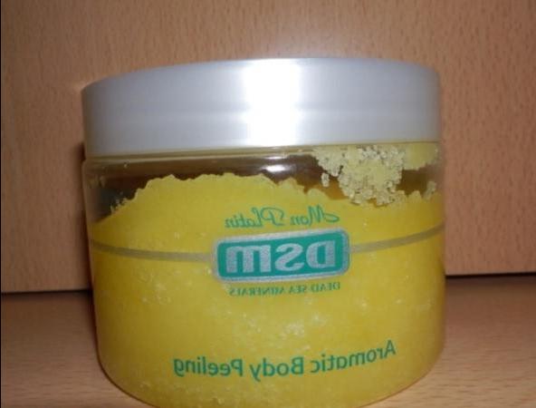 My favorite peels: Mon Platin DSM Aromatic body peeling coconut & vanilla (with vanilla extract and coconut) - review