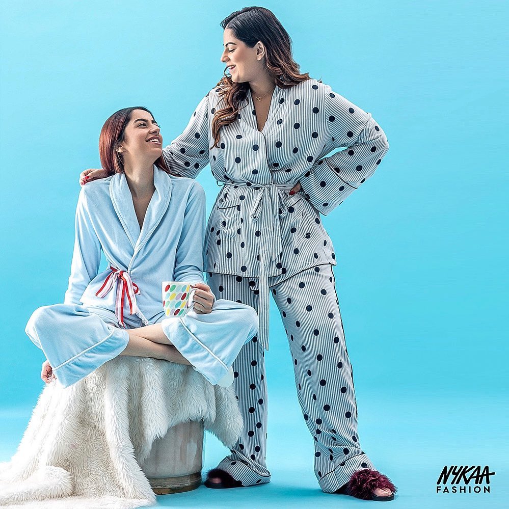 Nykaa Fashion - Bid farewell to buttons and call it a wrap☁️Shop the latest sleepwear trend now on www.nykaafashion.com📍
•
•
On @jasnooranand: 
Nochee Vida Shawl Collar Velour Set: ₹3,294
On @avantika...