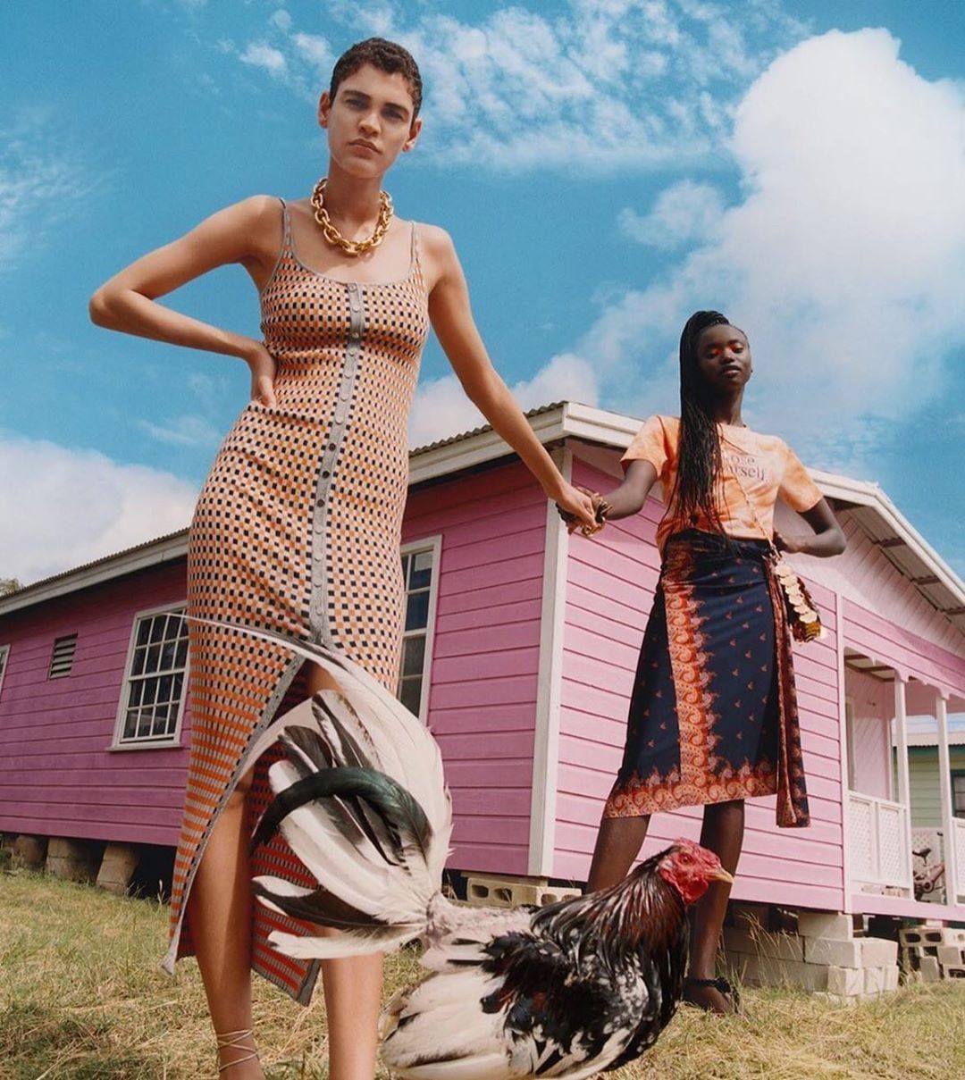 Paco Rabanne Parfums - holidays have just been booked.⁠
discover the @pacorabanne summer capsule collection with @netaporter via link in bio.⁠
_⁠
#netaporter⁠
#pacorabanne⁠
#pacorabanneparfums