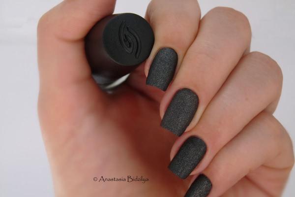 China Glaze Nail Lacquer With Hardeners - Stone Cold