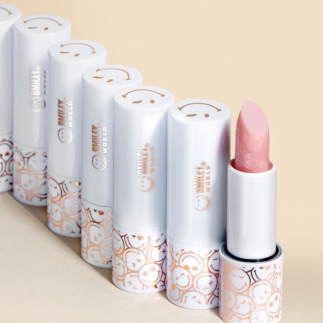 Ciaté London - Make those lips HAPPY with our #ciatexsmiley ‘Smooth On’ Lip Balm 💄👄 Enhanced with mood boosting poppy and energising cacao extract 🙃 @smileyworldbrand #ciate