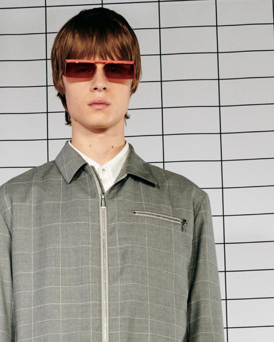 HUGO - Tailoring, the #iamHUGO way: our track-style suit in dégradé-check virgin wool. Discover more from HUGO Menswear at the link in bio.