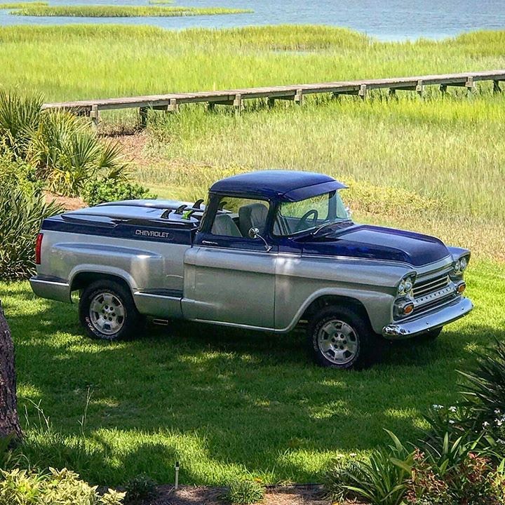 ebay.com - Load up this beautiful 1958 @chevrolet 3100 with all your #summer essentials and make the most of those warmer days. Tag your road trip buddy.
#ebaymotors #ebayfinds #chevy #nostalgia