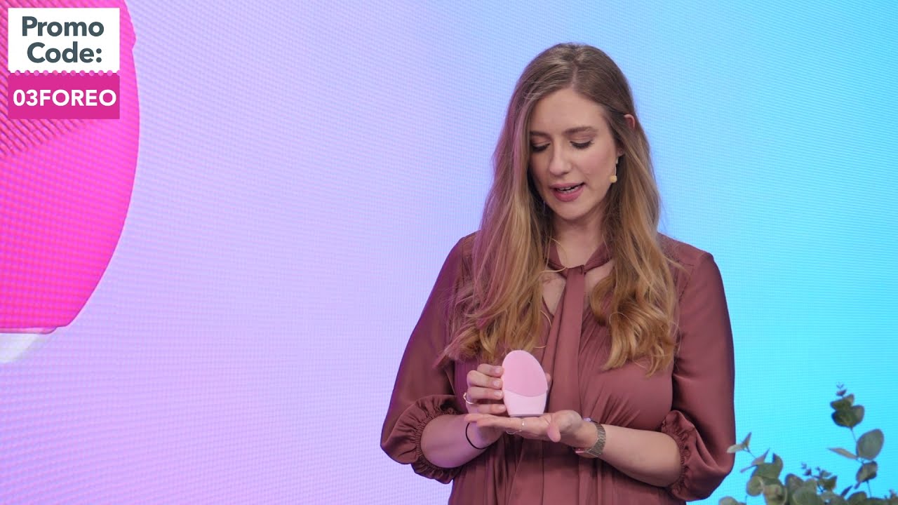 FOREO LUNA 3 - the smartest facial cleansing massager