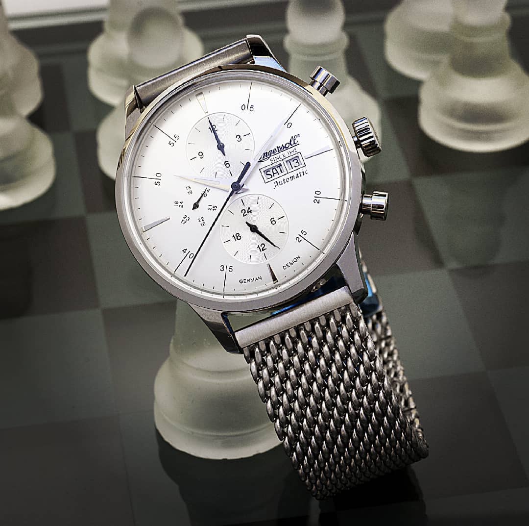 ClockShop.ru - Винтажные часы Ingersoll из серии Columbia N0.1. Элегантный круглый стальной корпус, выпуклое минеральное стекло и плетеный миланский браслет наделяют часы особенной привлекательностью....