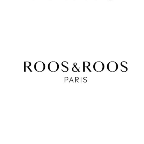 ROOS & ROOS Parfums - Paris, sur le pont
Paris, on a bridge, on a spécial night 
.
.
.
#paris #madeinparis#roosandroos #parfumdeniche #hauteparfumerie #libertéégalitéféminité #parfumsdexception #luxur...