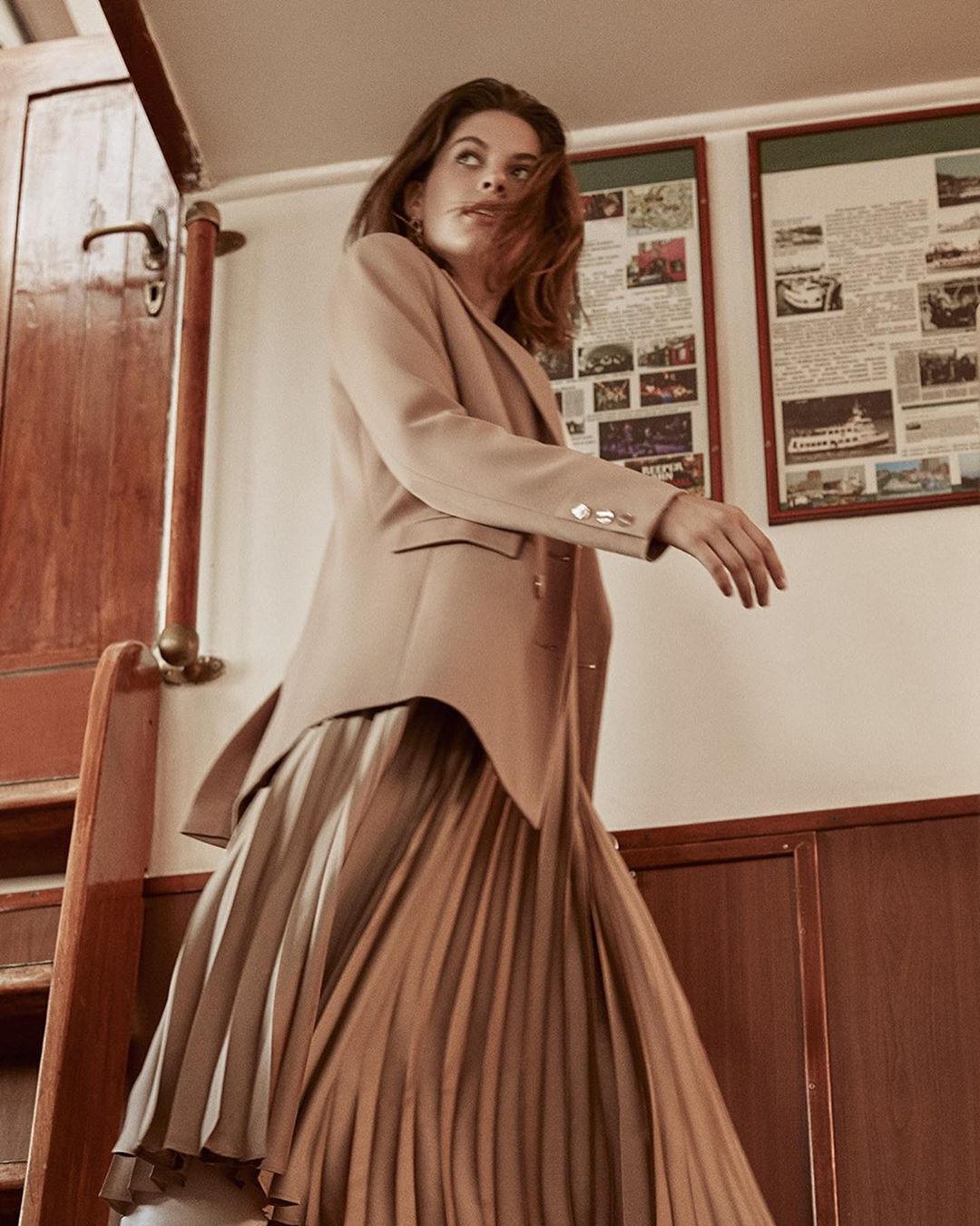 ZARINA женская одежда - Вы уже успели купить вещи из новой коллекции?✨
⠀
Ультрамодные костюмы, монохромные принты, теплые карамельные оттенки, актуальные полоска и клетка, плиссировка, деним и уютный... ZARINA женская одежда - Вы уже успели купить вещи из новой коллекции?✨
⠀
Ультрамодные костюмы, монохромные принты, теплые карамельные оттенки, актуальные полоска и клетка, плиссировка, деним и уютный...