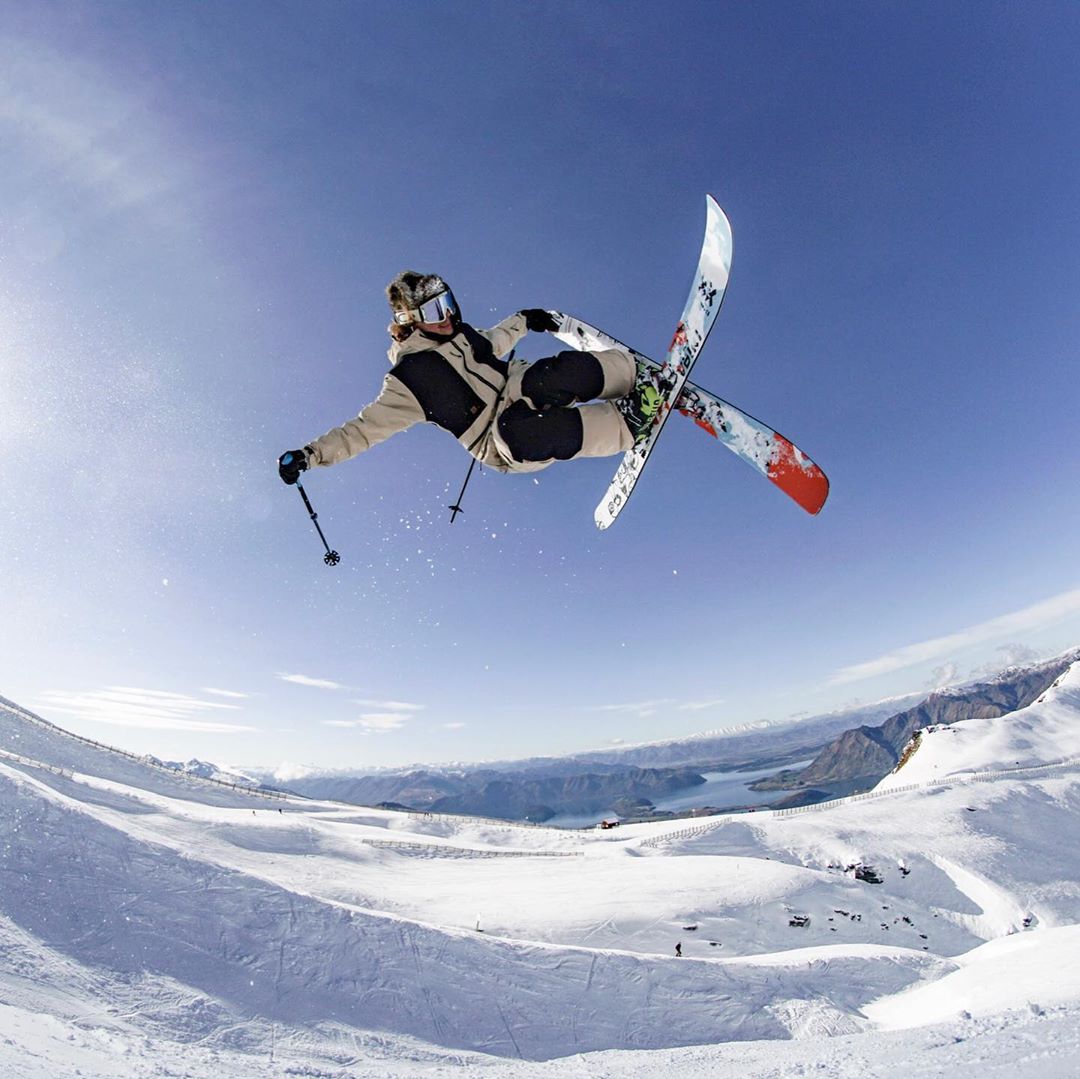 Quiksilver - Powder. Big air. Freeride. @finnbilous rides a little bit of everything and has a lot of style while he’s at it. Want to see it in motion? Hit the link in our bio to watch his new edit, G...