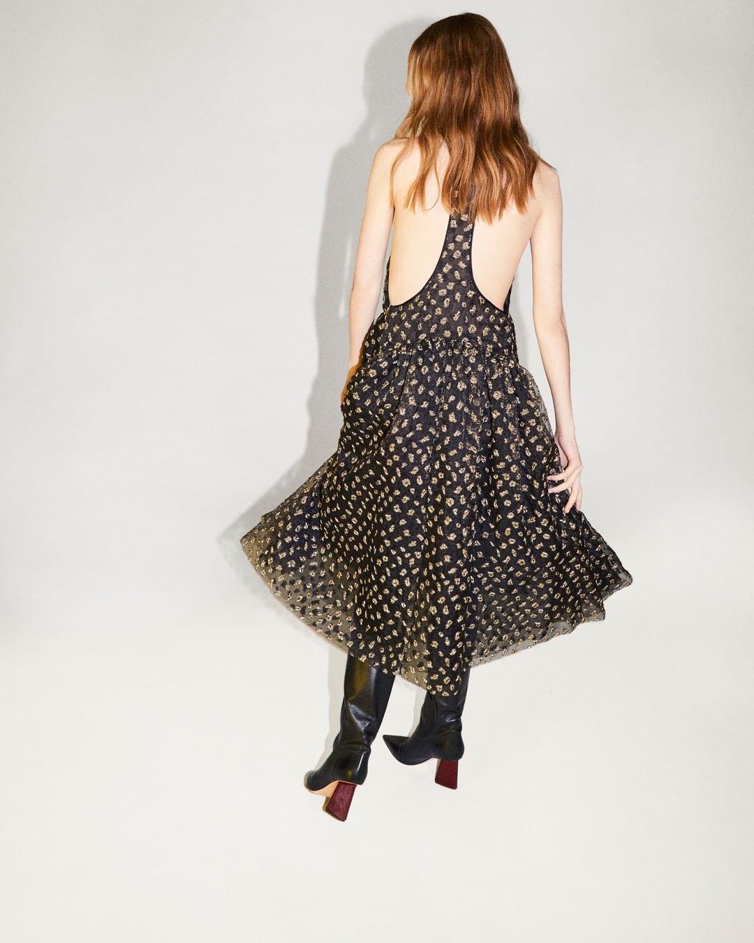 Rochas Paris - SHINING STAR

In Store now

Eveningwear is playful and glamour this season with beautiful shimmering fabrics.

⁣#PreFall20 #RochasPreFall20 #alessandrodellacqua