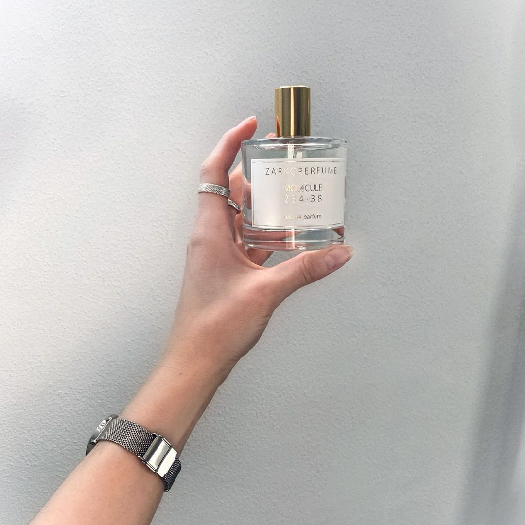 ZARKOPERFUME - GIVEAWAY 
Win 2 Molécule🤍

To enter you have to:
• Like this post
• Follow @zarkoperfume • Comment and tag below who you want to share the price with • Live in Europe
The winner will be...