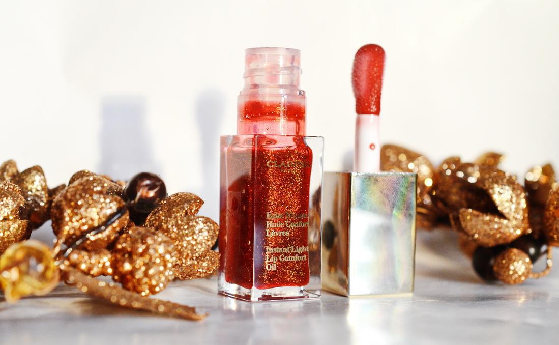 Рождество Clarins: Instant Light Lip Comfort Oil 09 Red Berry Glam