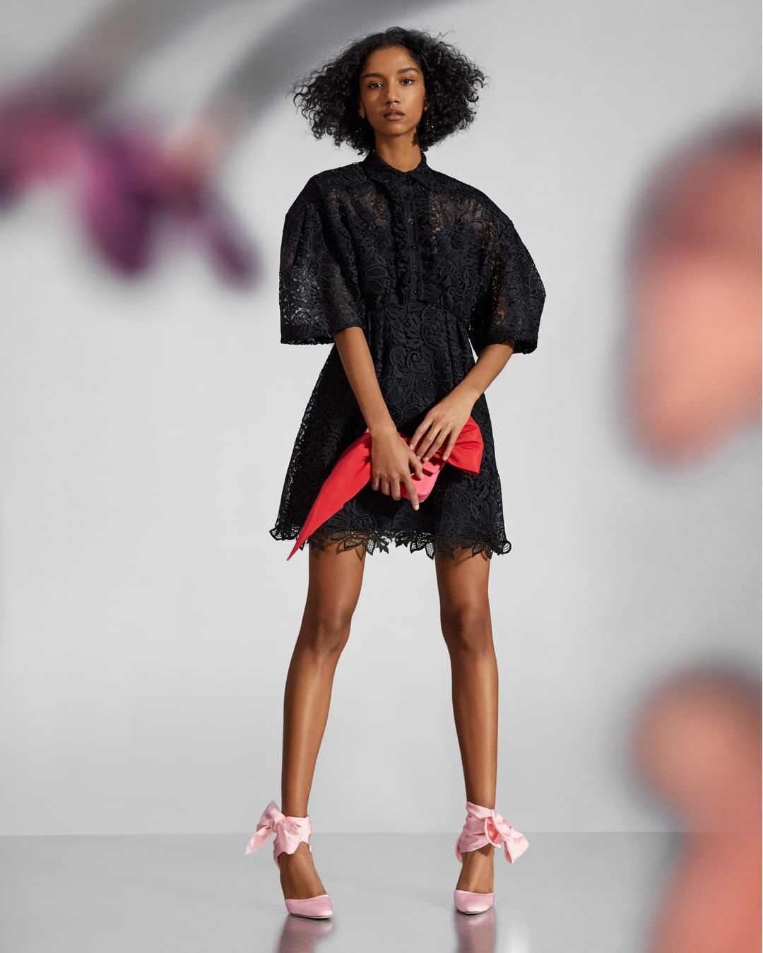 CAROLINA HERRERA - Flowers bloom from this puff sleeve shirt dress from the #prefall2020 collection by @wesgordon, crafted in floral guipure lace—a delicate lace created by a series of embroidered sti...