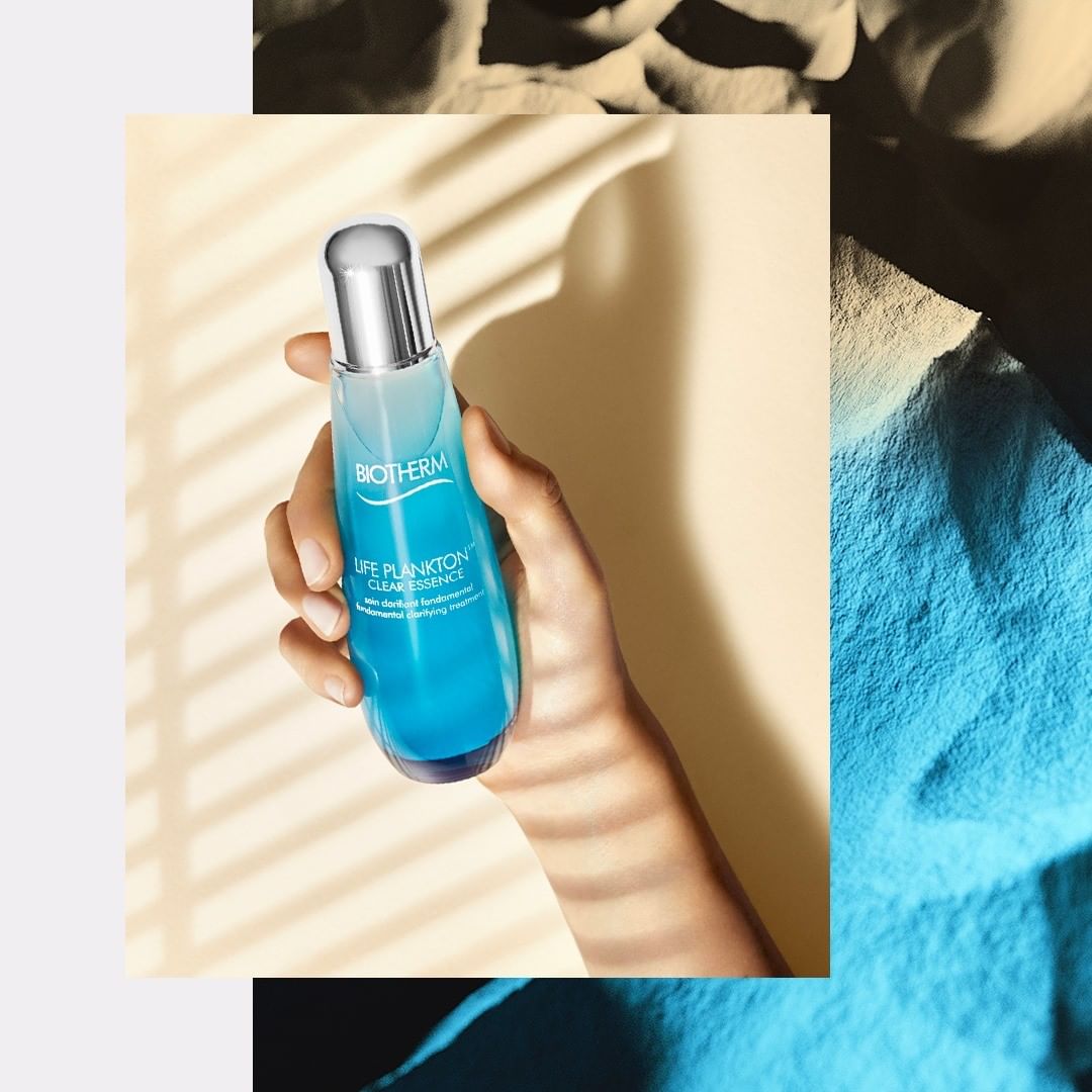 BIOTHERM - Life Plankton™ Essence is your simple summer skin pick-me-up ! 

Shake, drizzle, apply for an instant skin refreshment. 

#Biotherm #BiothermFamily #LifePlankton