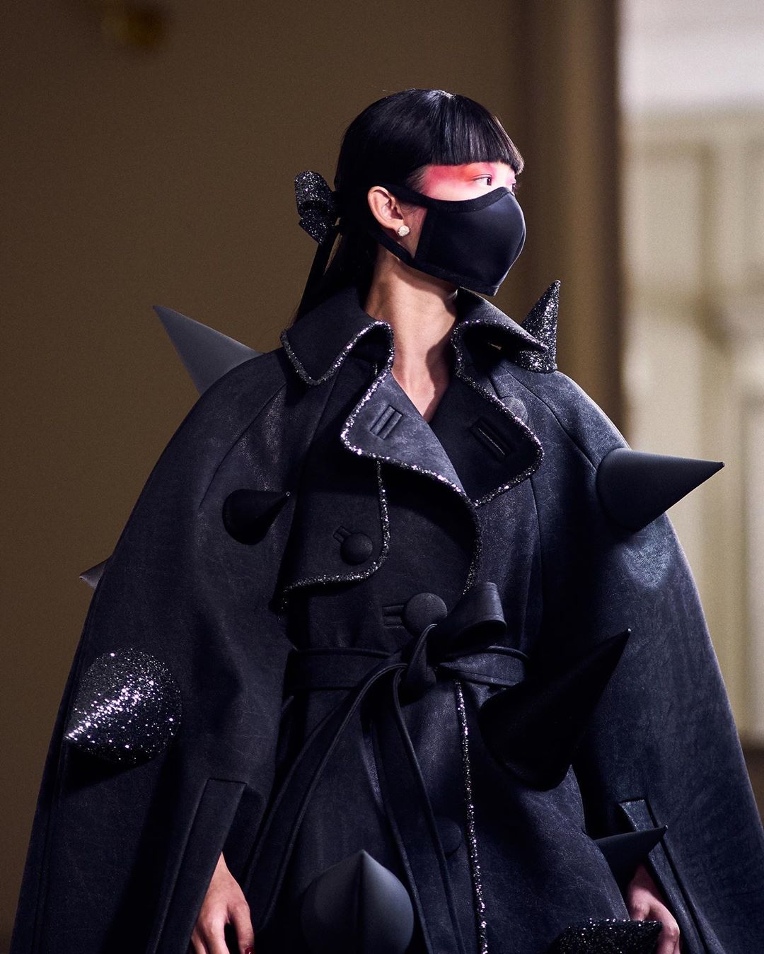 Viktor&Rolf - Behind the scenes of ‘Change’, Haute Couture AW20. Anxiety wardrobe - This majestic cones motif coat does impress and emanates a safe feeling. Photo by @tomekdersuaaron <3 VR