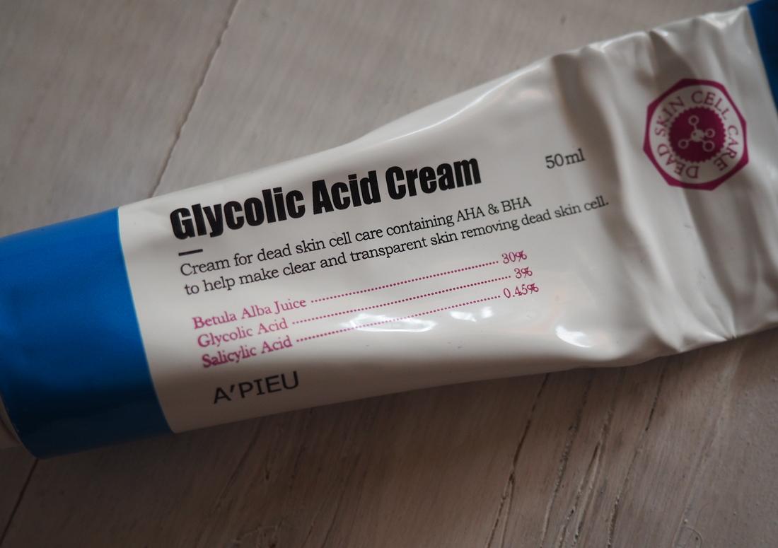 Крем apieu отзывы. A'PIEU Glycolic acid Cream крем для лица с ана и вна кислотами. Субтивин крем. A'PIEU Bad_Vita_Cream. A'PIEU Bad Vita Cream крем для лица с витаминным комплексом.