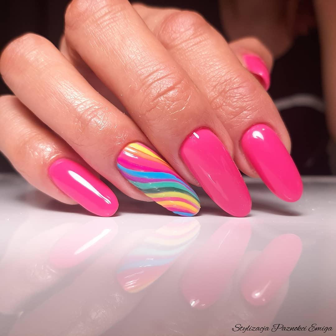 Constance Carroll Cosmetics - Lubicie róż? 💓 
Kolejna piekna inspiracja od @emigapaznokcie 🥰
#photooftheday #mood #hibrid #hibridnails #manicurehybrydowy #manicure #nailsinspiration #nailart #nailstag...