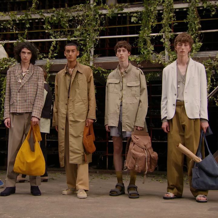 Rochas Paris - | SS20 • INSPIRATIONS |  A few words from Creative Director Federico Curradi about the Rochas Homme SS20 collection inspiration.

Video @titreprovisoire and music @mode_f 
#RochashommeS...