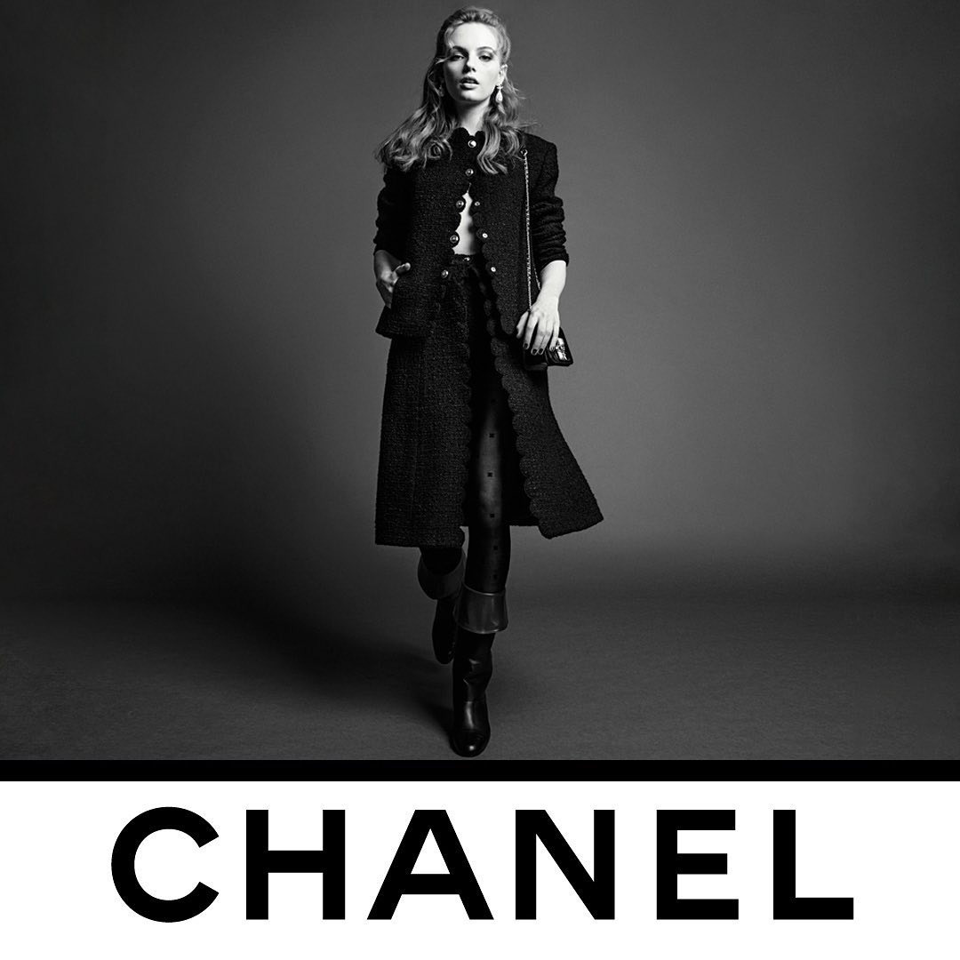 CHANEL - A black tweed jacket with scalloped collar and edges highlights the romantic elegance of the CHANEL Fall-Winter 2020/21 Ready-to-Wear collection, now in boutiques.

Photographed by Inez & Vin...