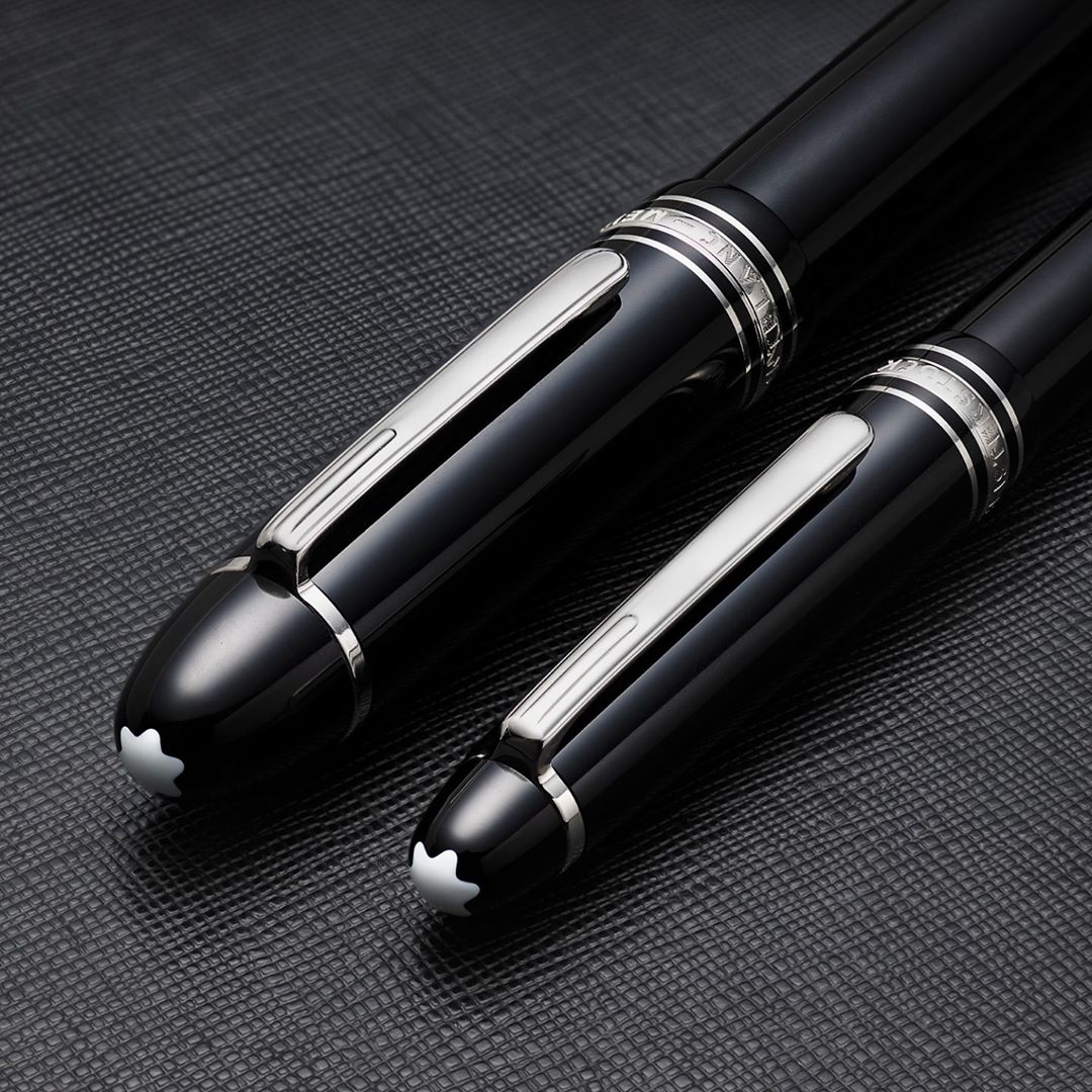 Montblanc - Join the dark side.
.
Crafted in black precious resin, the Montblanc Meisterstück is made to write the most colourful and spellbinding words.
.
Available on montblanc.com