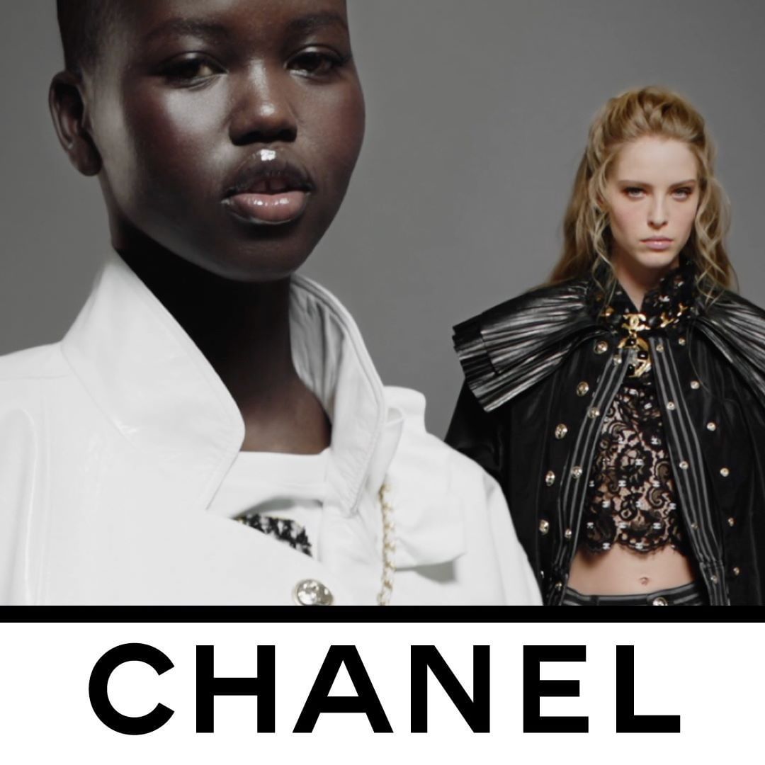 CHANEL - The eternal modernity of the CHANEL allure infuses looks from the Fall-Winter 2020/21 Ready-to-Wear collection, now in boutiques.

Video by Guillaume Delaperriere.

#CHANELFallWinter #CHANEL...