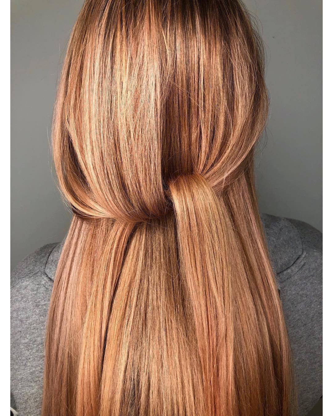 Schwarzkopf Professional - Warming things up with this rich rose gold colour 💫

*Formula* 👉 @oliviaasworldd lifted with #BLONDME Bond Enforcing Premium Lightener 9+ before toning with 7-57 & 9-57.

#i...