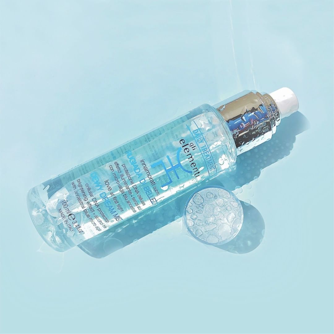 gli elementi | Skin Care Line - #Rugiadadibellezza⠀
⠀
Ingredienti:⠀
⠀
💧 acqua termale sulfurea⠀
〰 micro-alga blu ancestrale⠀
🍃gel di foglie d’aloe ⠀
⠀
💆 SKIN-FEEL⠀
⠀
Un autentico velo di #freschezza a...