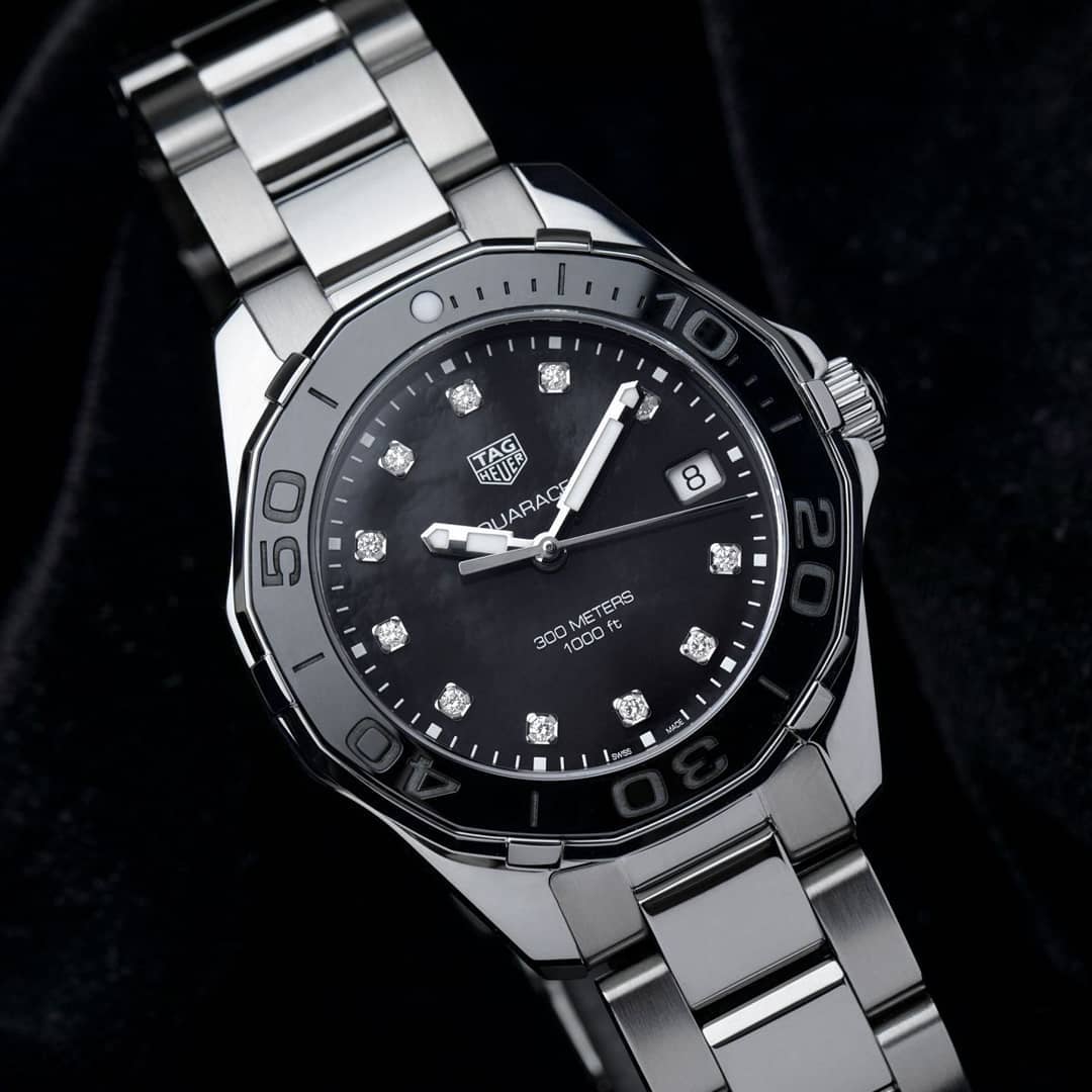Consul.ru  Швейцарские часы - Часы TAG Heuer пользуются у нас неизменной популярностью. Еще бы: безупречное швейцарское качество и передовые дизайнерские решения востребованы всегда. Да и само имя TAG...