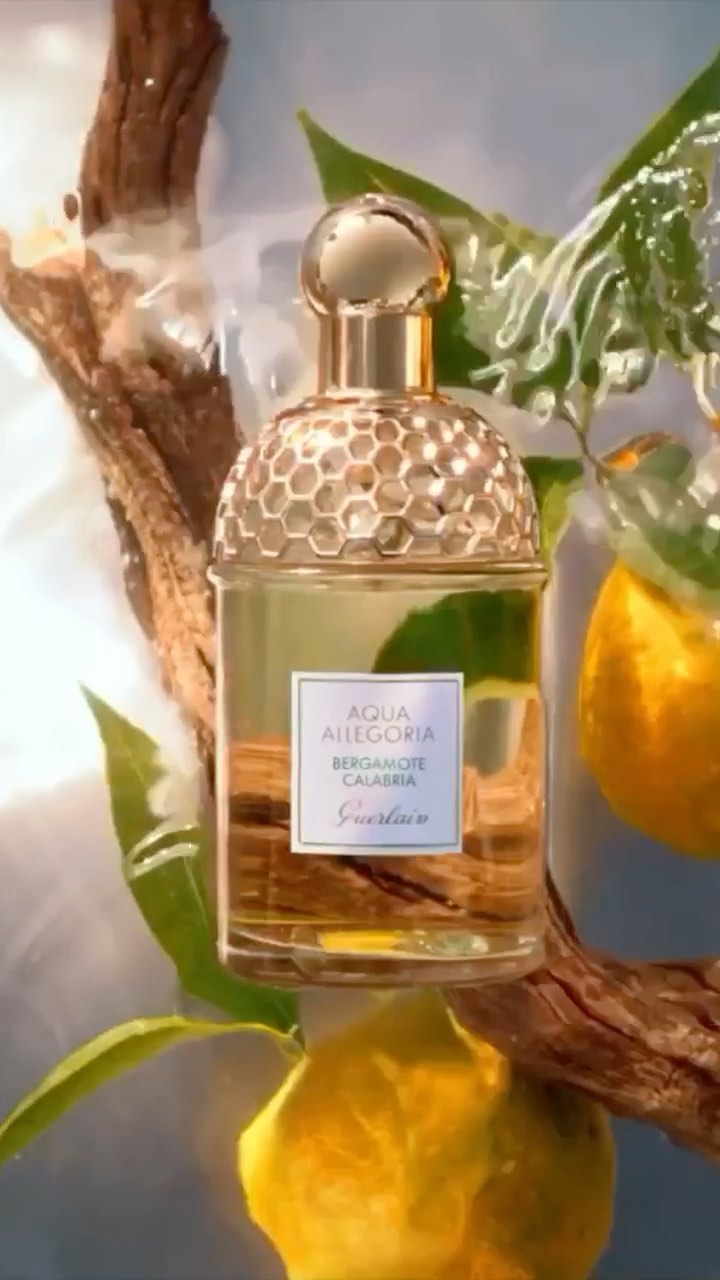 Guerlain - The central note in the Aqua Allegoria collection, multifaceted bergamot uplifts and directs with touches of warm citrus. 

Aqua Allegoria, joyful by nature.

#Guerlain #GuerlainParfumeur #...