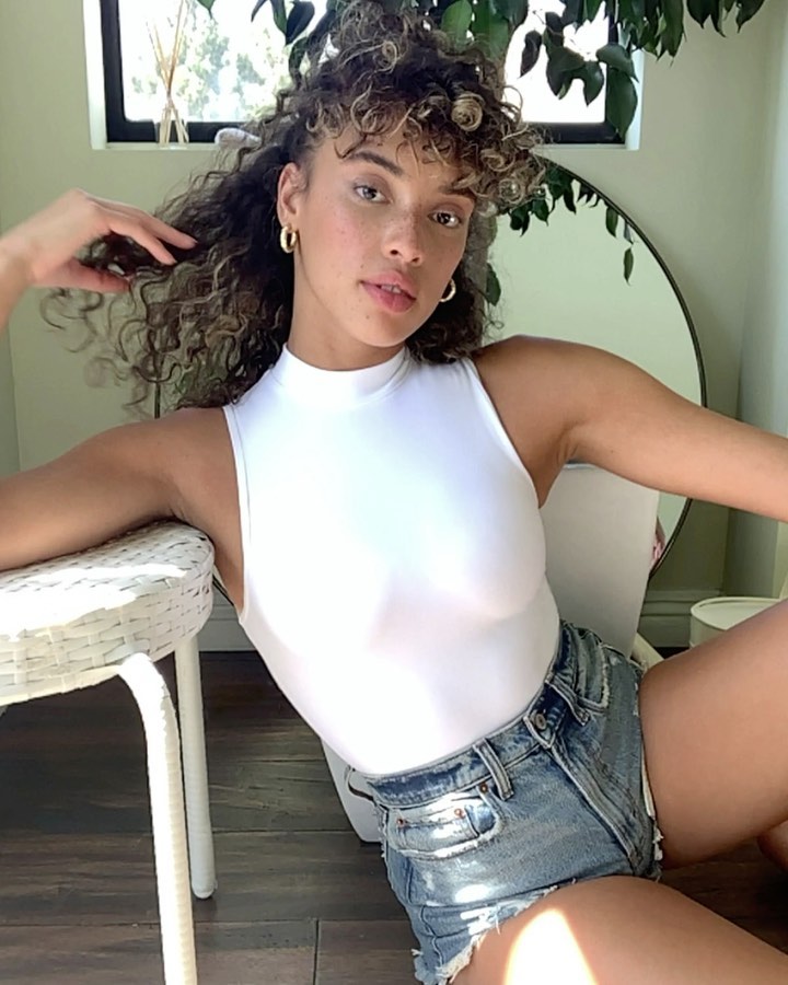 Abercrombie & Fitch - Indulge in our comfiest collection yet, perfect for cool summer evenings… or when the A/C is too strong. ☁️