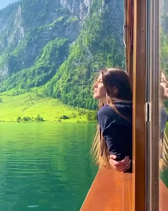 Rosegal - Beautiful lake in Germany!⁣
Let's enjoy the beautiful scenery appreciately!⁣
Video by @voyagefox_ #nature⁣
Repost from @nature