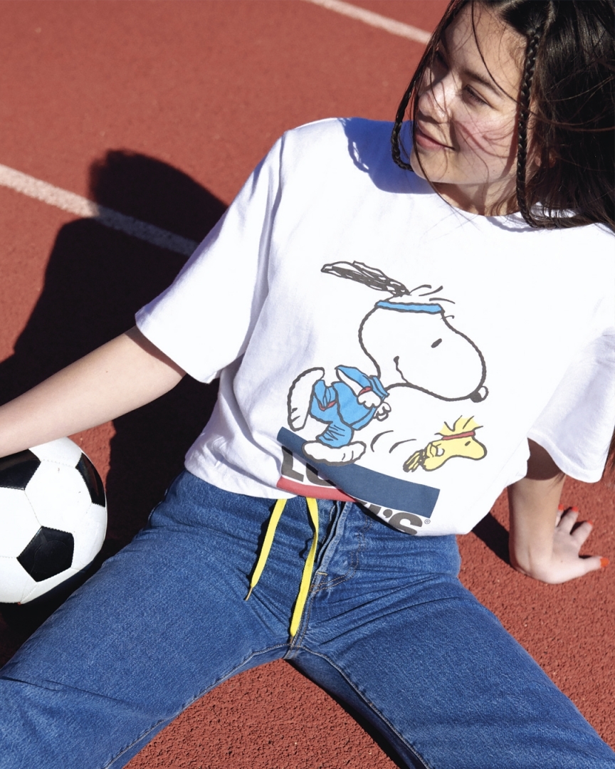 OQVestir - Se a gente pudesse descrever #Levis X Peanuts em um emoji: 😍. E essa camiseta tá passando pra te inspirar a clicar no link da bio e conferir cada detalhe dessa novidade. Amou? Shop now! #I...