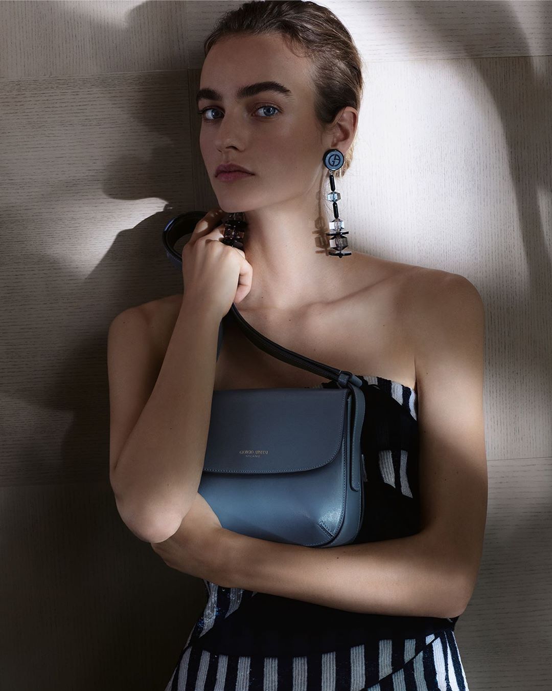 Giorgio Armani - Simple lines for an elegant statement with #GALaPrima