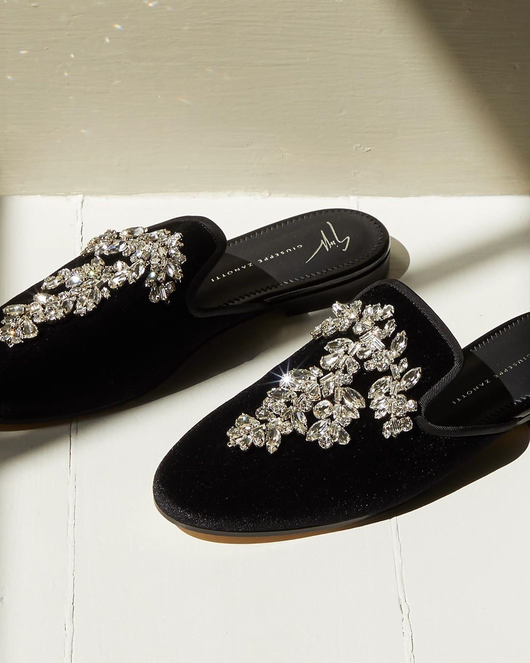 THE OUTNET - Make loafing around the house into a formal affair with an embellished pair of @guiseppezanotti slippers ✨

Shop all your favorite Instagram looks, just visit #linkinbio