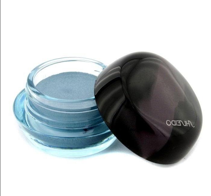 Em догонку mosca. O creme пудровые sombras da Shiseido, o Hydro-Powder Eye Shadow Nº H5 Aqua Shimmer - resenha