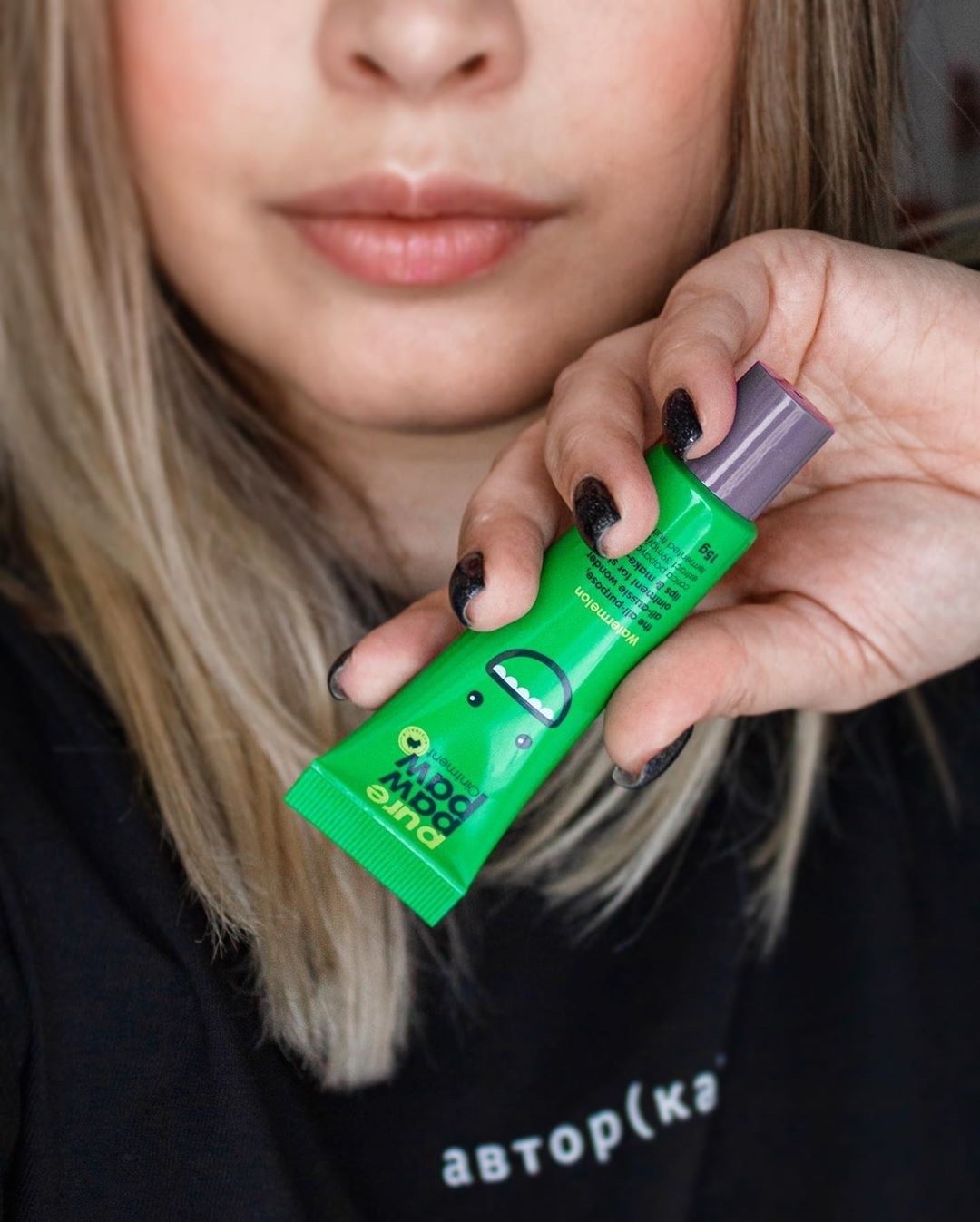 Pure Paw Paw - "I will fix your sore dry lips, AND, i will photo bomb your selfie - upside down." - Watermelon 🍉 ⠀⠀⠀⠀⠀⠀⠀⠀⠀
#purepawpaw #lipservice #allrounder #beautymusthave #beautyointment #fruityfl...