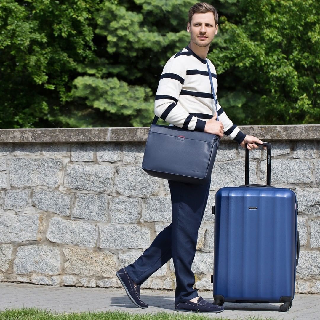WITTCHEN - Функциональные чемоданы - это не только удобство транспортировки и ход колес. Это также прочные материалы 💪 
#чемодан #купитьчемодан #чемоданнаколесиках #чемоданручнаякладь