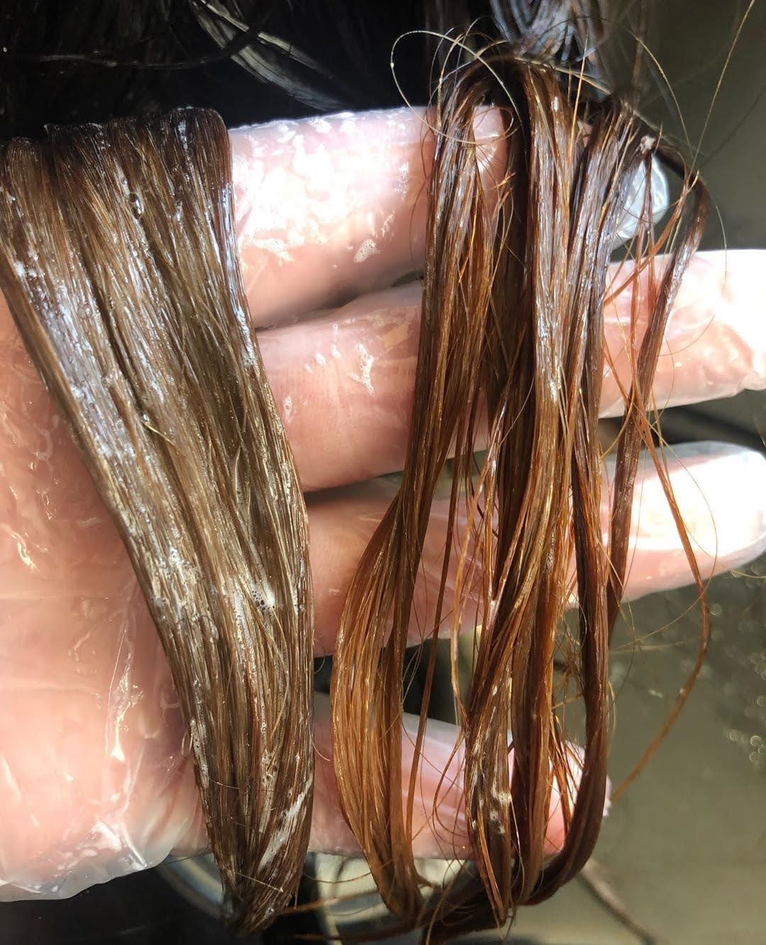 Redken - Let's talk Shades EQ Gloss and its service options. Here, @hairbeautybytasha 🇺🇸 is using Shades EQ Gloss to tone her client, but did you know that Shades EQ can be used for more than just as...