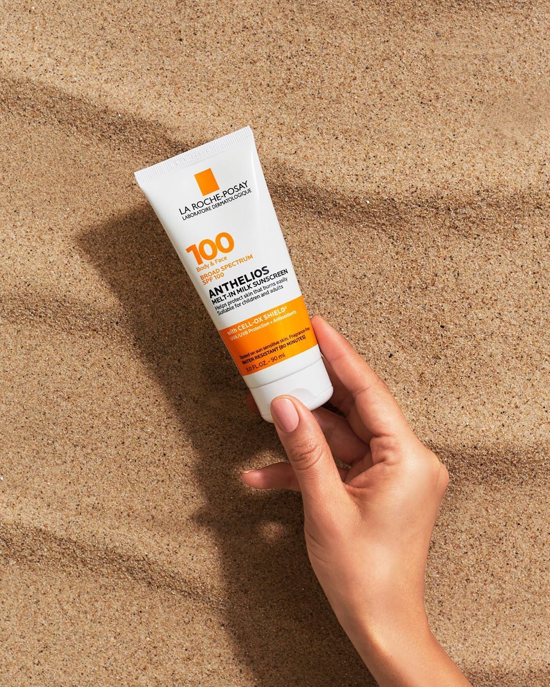 La Roche-Posay USA - Enjoying the outdoors this weekend? ⁣⁣
#PlaySafeInTheSun and make sure to reapply #sunscreen every 2 hours. ⁣☀️🌤 ⁣
⁣
Featured here our #Anthelios Melt-In Milk SPF 100, oxybenzone,...