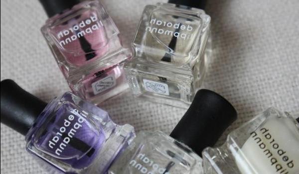 Deborah Lippmann Fast Track is a set of helpers for manicure - review