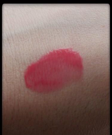 Мои любимцы от Nyx:блеск губ Nyx Mega Shine Lip Gloss, Candy Shop,147 и блеск губ Nyx Mega Shine Lip Gloss, Tea Rose,160 - отзыв8 617d3c.jpg