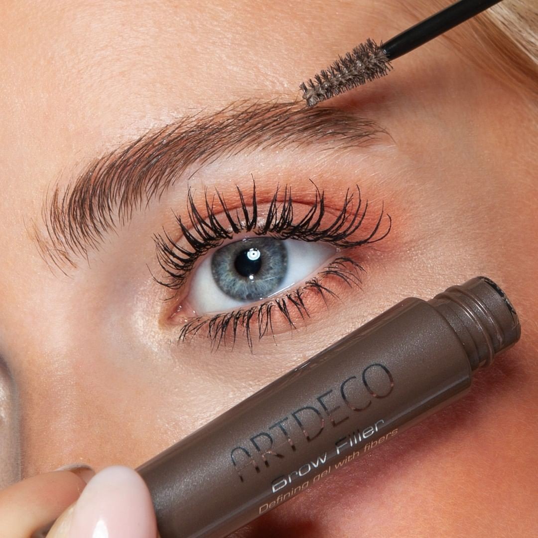 ARTDECO - Our Eye Brow Filler fills in small gaps of your eyebrows, making them beautifully dense. ❤️⠀⠀⠀⠀⠀⠀⠀⠀⠀
⠀⠀⠀⠀⠀⠀⠀⠀⠀
#artdecocosmetics #eyebrows #eyebrowsonfleek #eyebrowsdone #eyebrowgel #browsty...