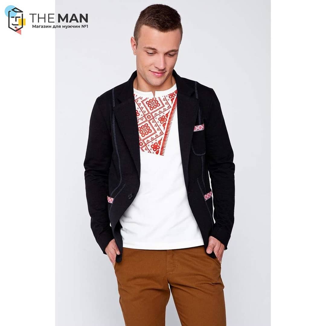 THE MAN - ❗️👉 Принимаем заказы! В наличии! 👉 👖👞👕 ❗️ 
Черный мужской пиджак. Модель с тремя карманами, застегивается на одну пуговицу и на три пуговицы на рукавах. На карманах и под воротником тесьма с...
