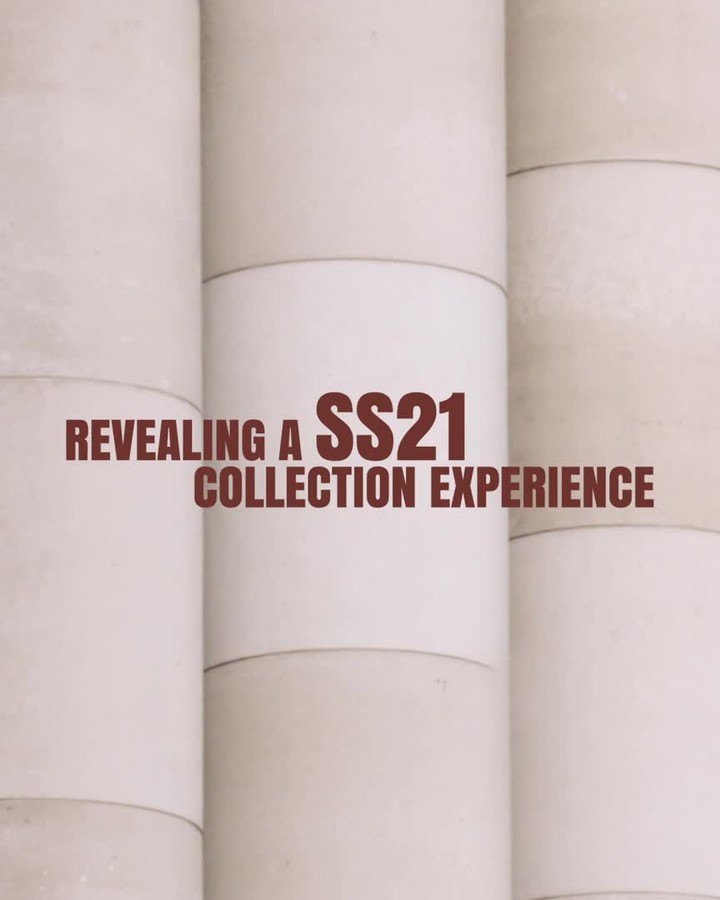 Chloé - Chloé invites you to "A Season in Hope", a multilayered presentation of the SS21 collection; to experience the possibilities of a staged reality.
Live from Palais de Tokyo & streamed online....