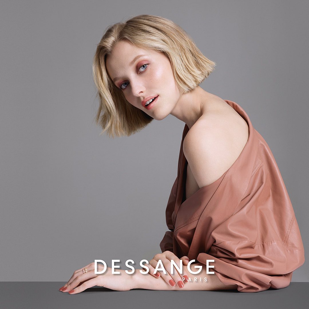 DESSANGE Paris - Cette saison, on vous promet la plus soignée et raffinée des mises en beauté : intemporelle et naturelle. 💄

#DESSANGE #Collection #Maquillage #New #Beauté #AutomneHiver