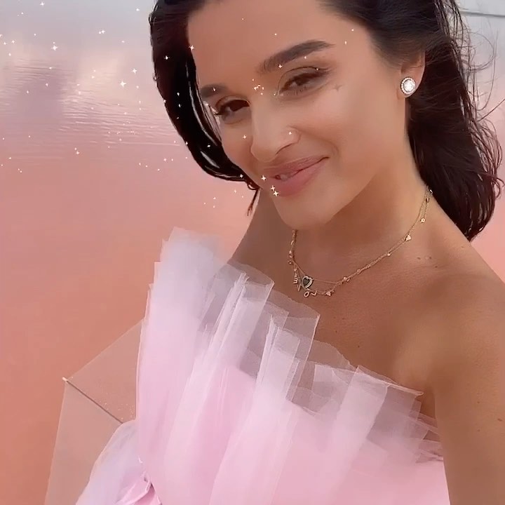 Ксения Бородина - Я как будто в сказку попала 😛🌸🌸🌸