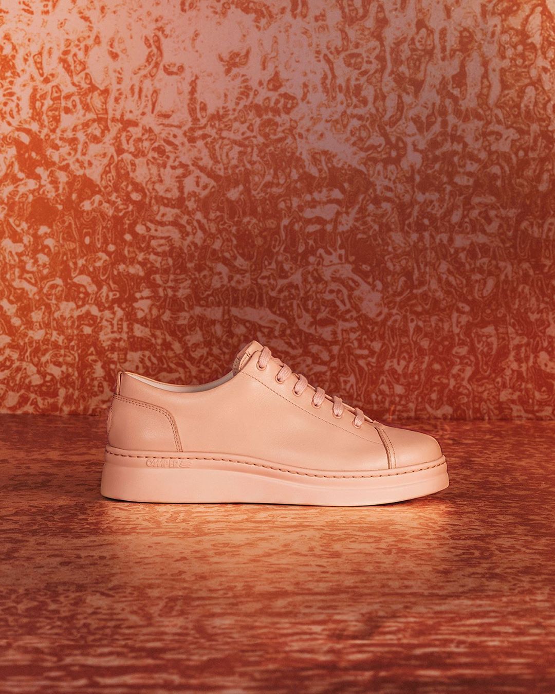 Camper - Sporty cuts and creamy shades come together in Runner Up, our feminine sneaker from our Runner family which was first launched in 1982 and was our first step into the casual sport world. Now,...