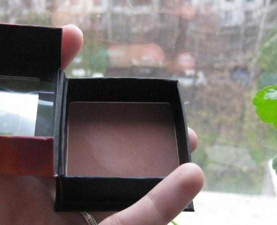 Возвращение в лето с пудрой Benefit Dallas an outdoor glow for an indoor gal face powder