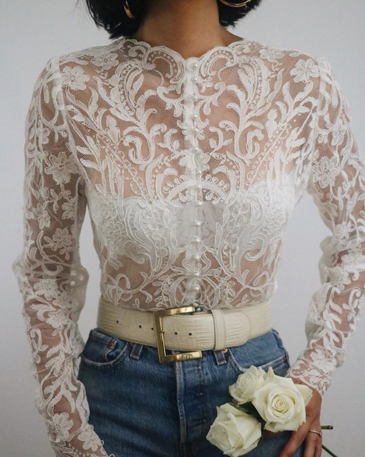 CHIQUEDOLL🎀 - Nice lace shirt!!!⁠
#white #shirt #lace  #laceshirt #sexy #fashion #love  #ootd  #style  #work